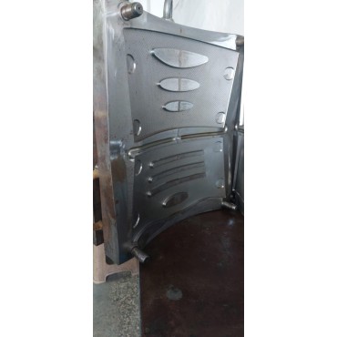 2 модели пластиковой формы для спинки стула