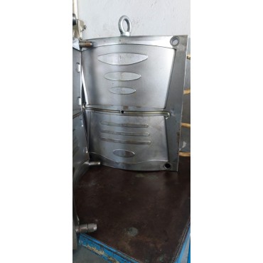 2 модели пластиковой формы для спинки стула